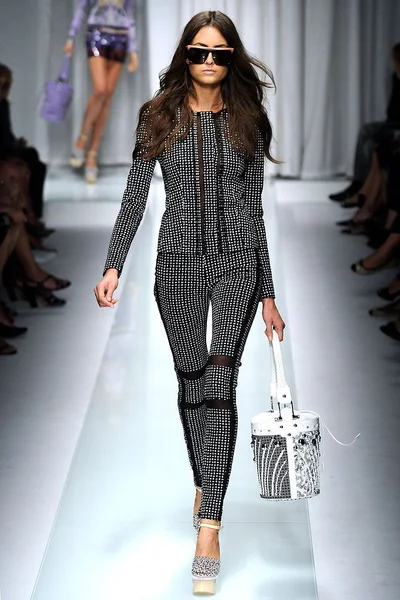Look 21